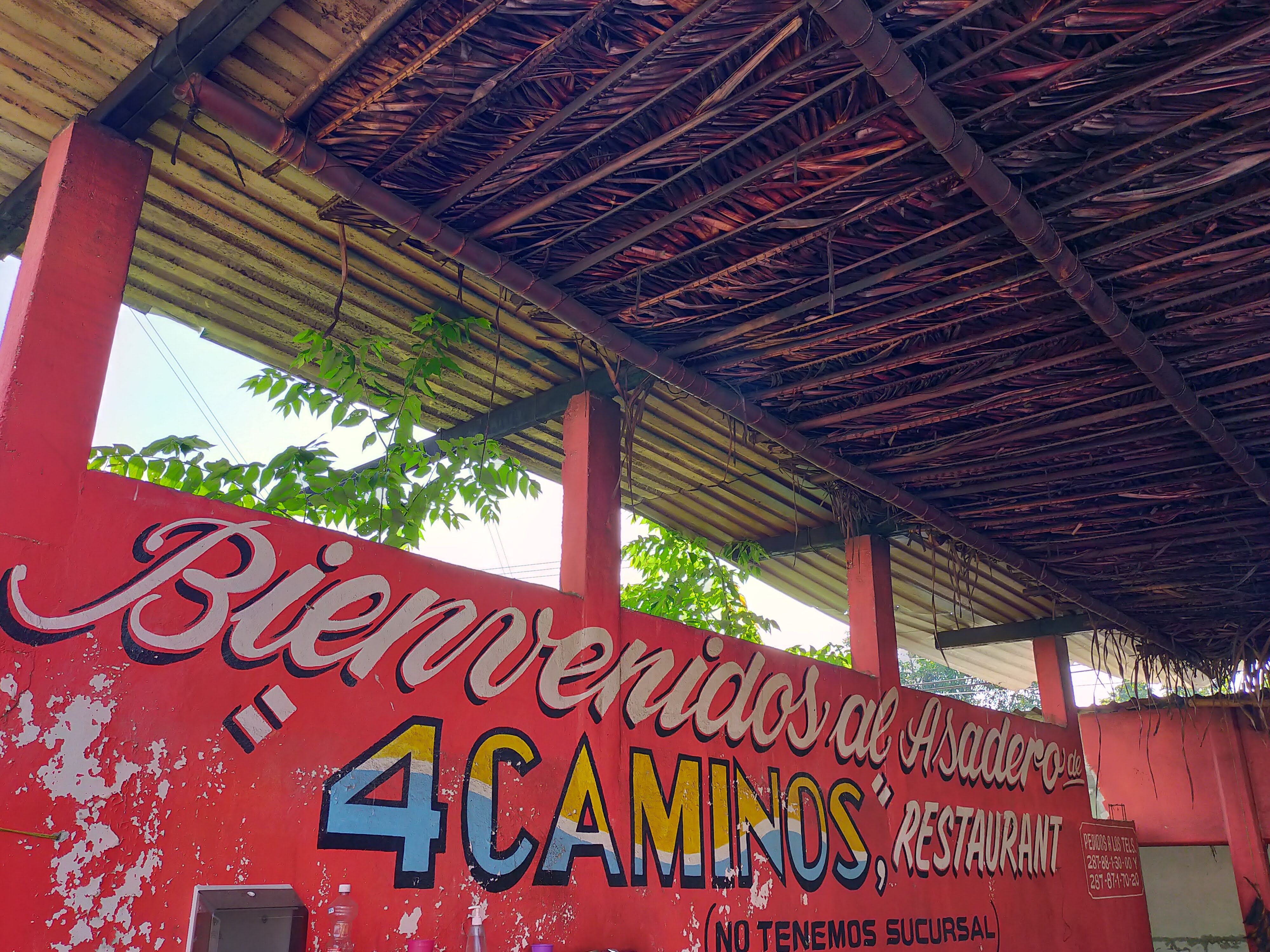 Bar botanero 4 caminos image 3