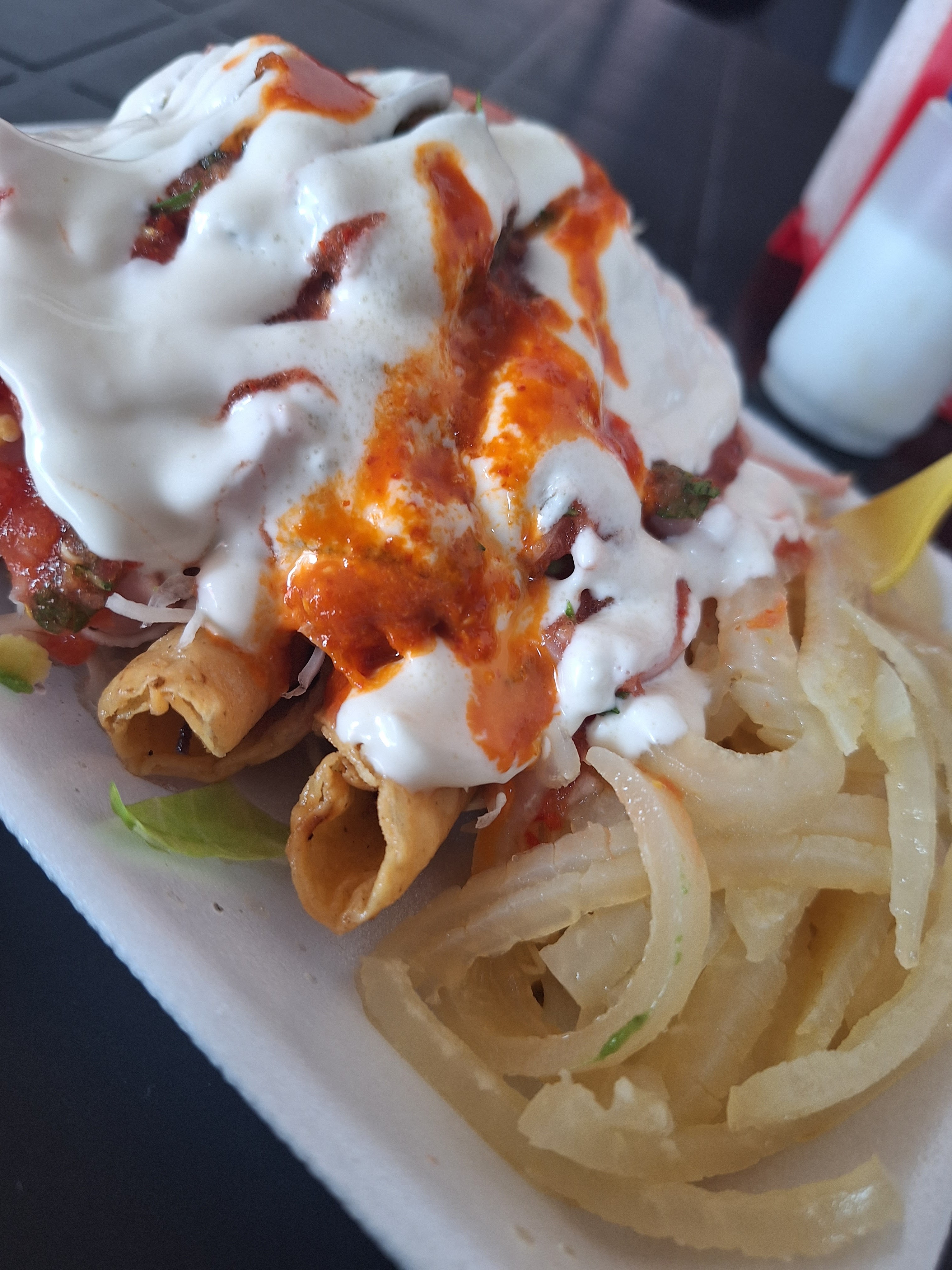 Loncheria Mata image 3