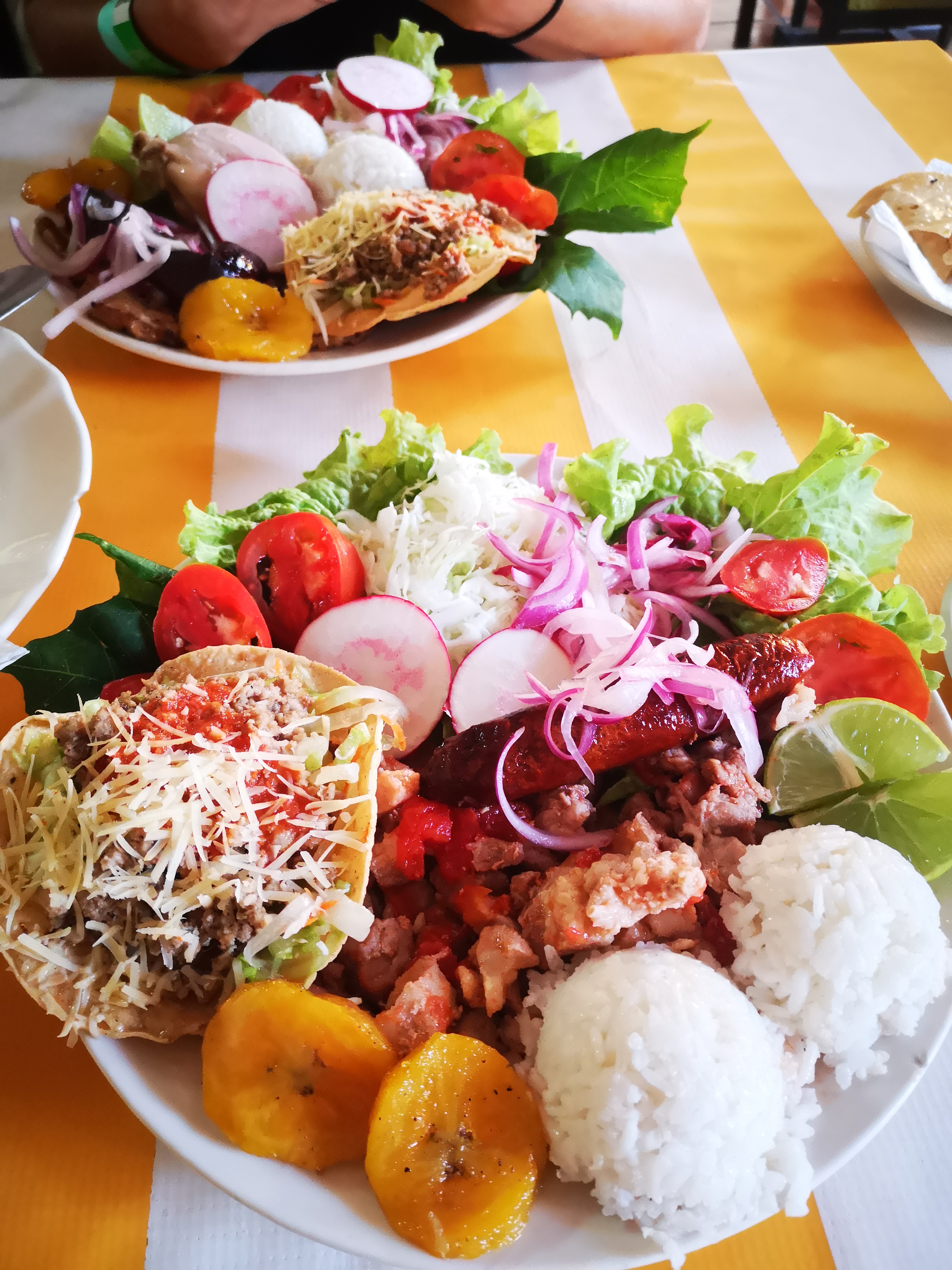 Restaurant Plaza Maya. image 4