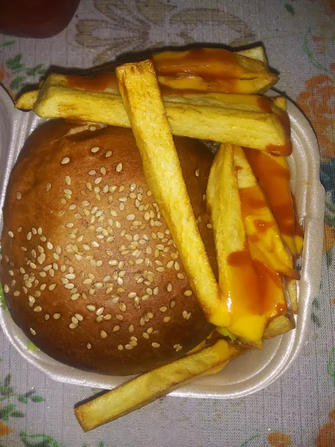 Cangre hamburguesas image 2