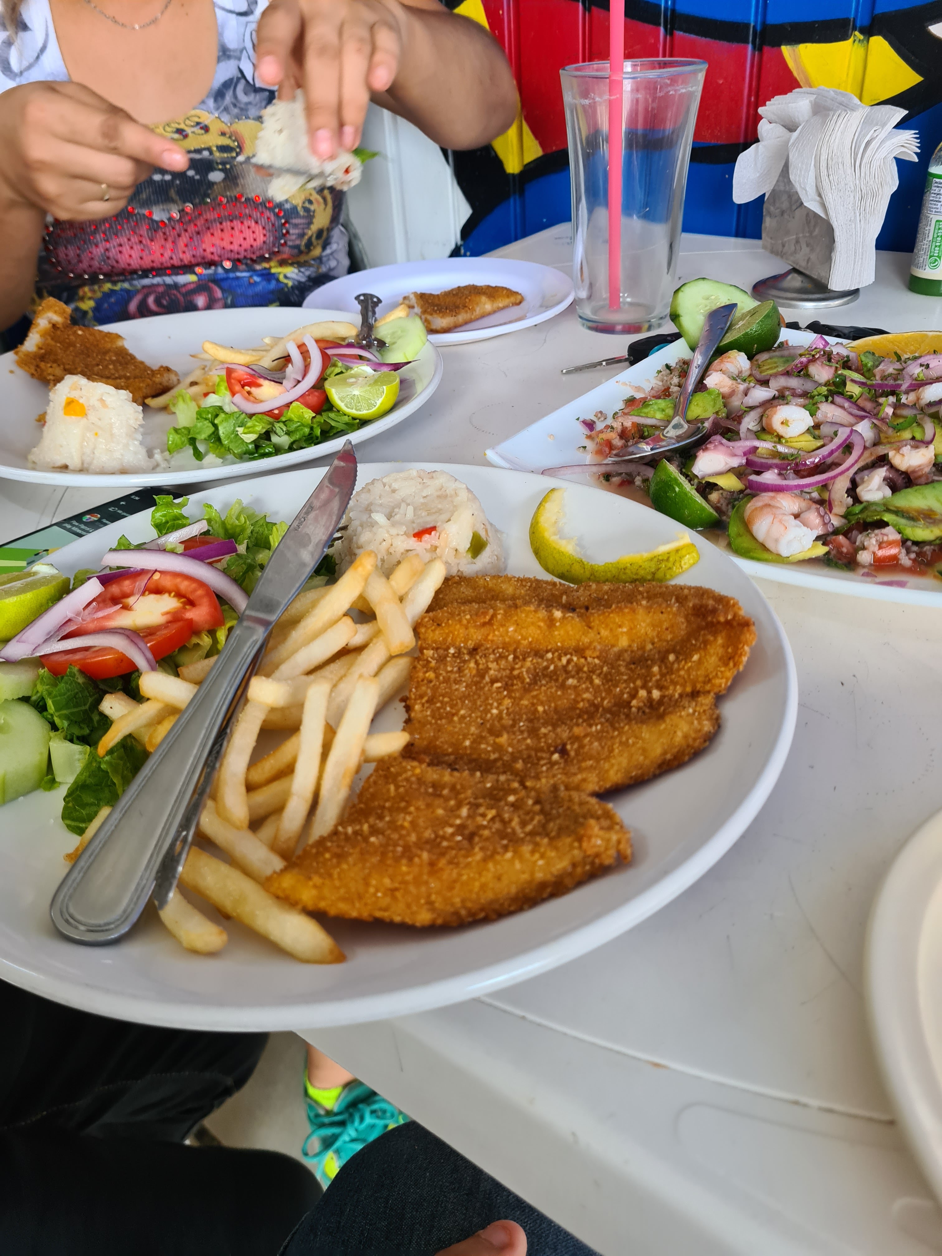 Restaurant pescados y Mariscos La Isla de Rau image 6