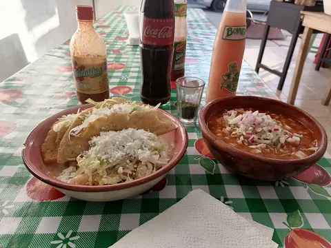 Antojitos mexicanos los pepe's image 4