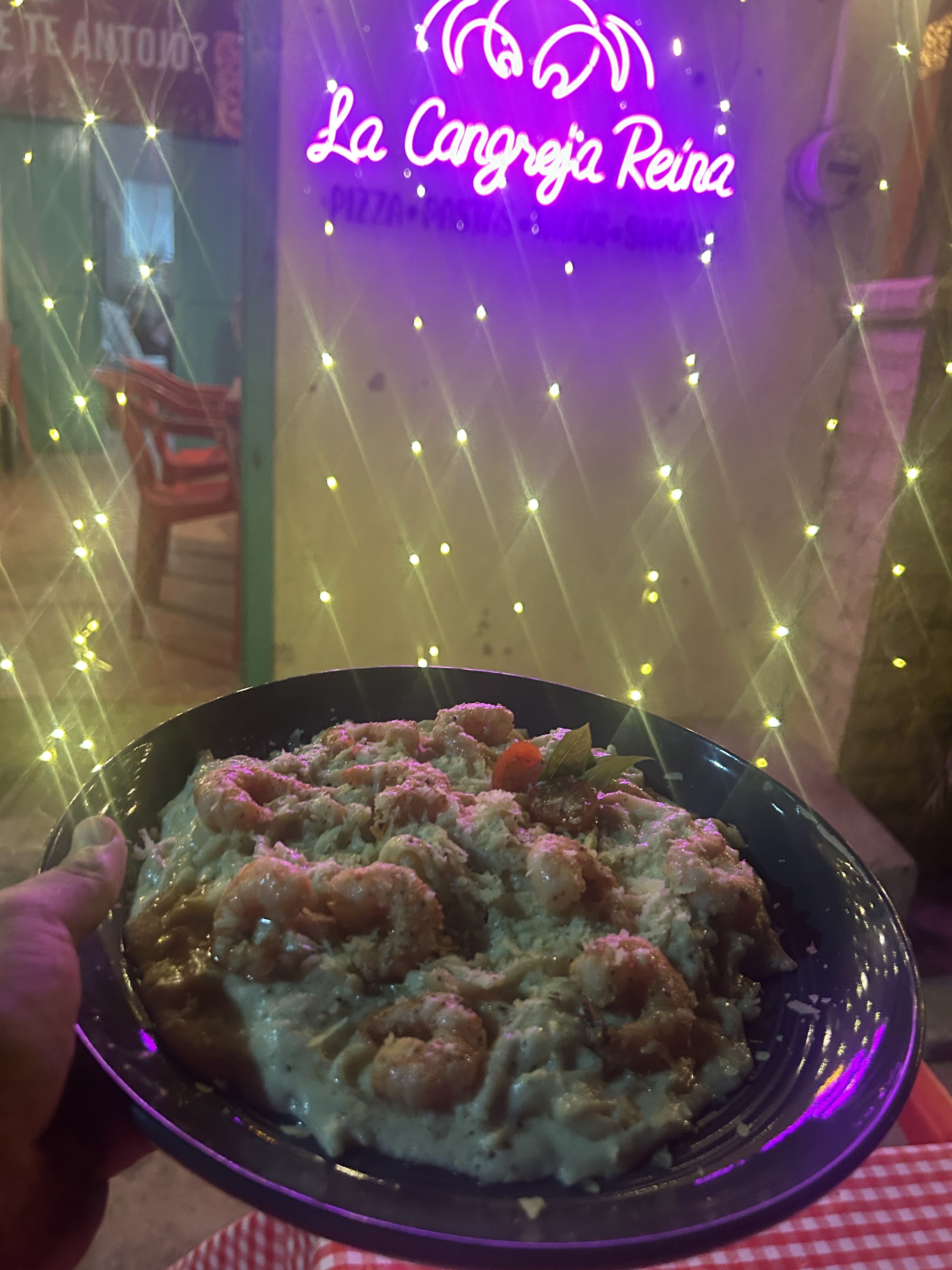 La Cangreja Reina image 4