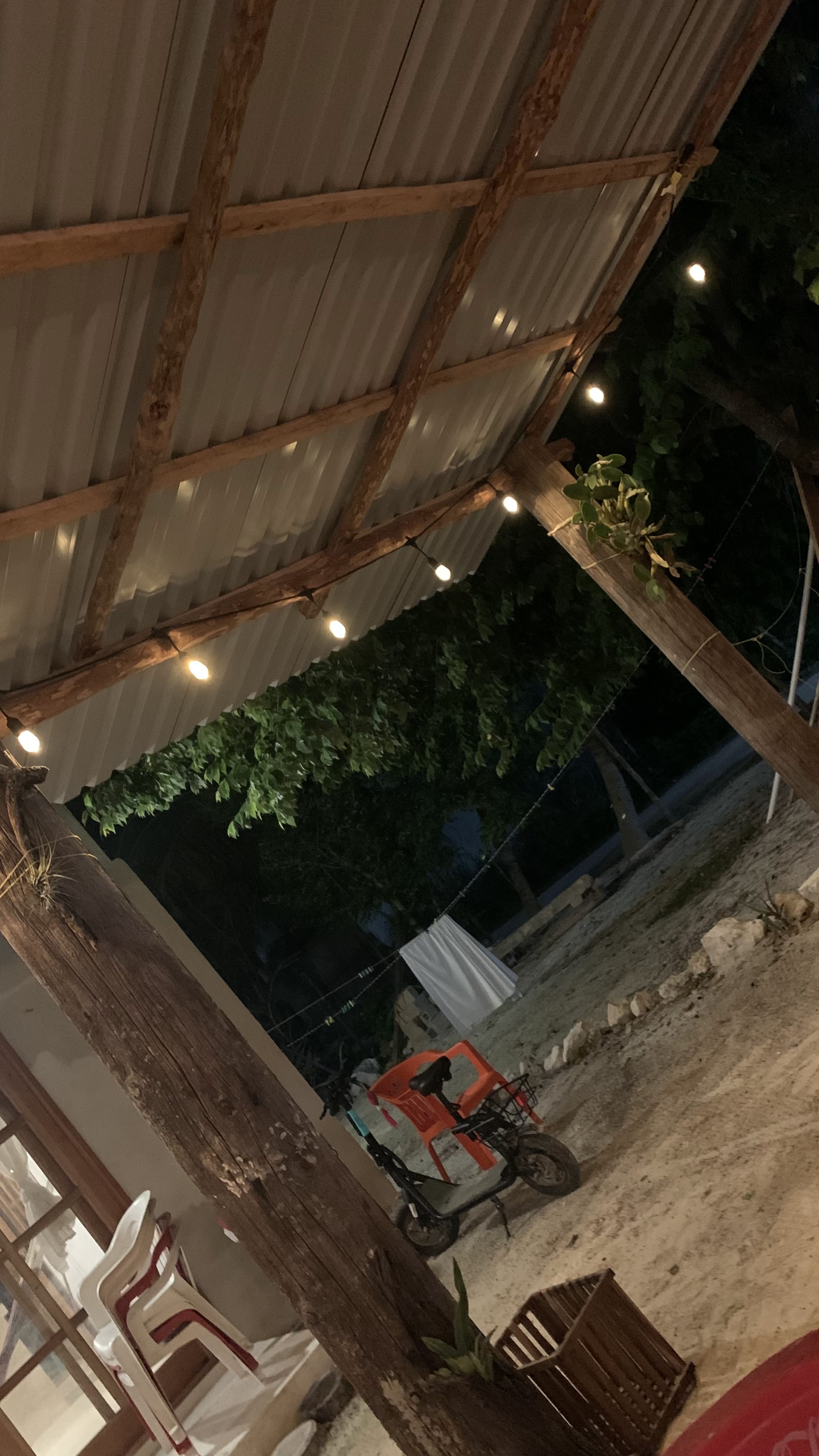 Cachis Grill image 9