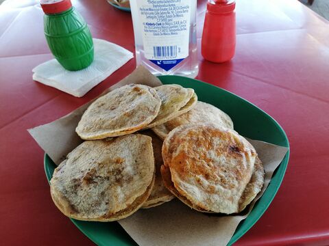 Carnitas Y Gorditas Baez image 2