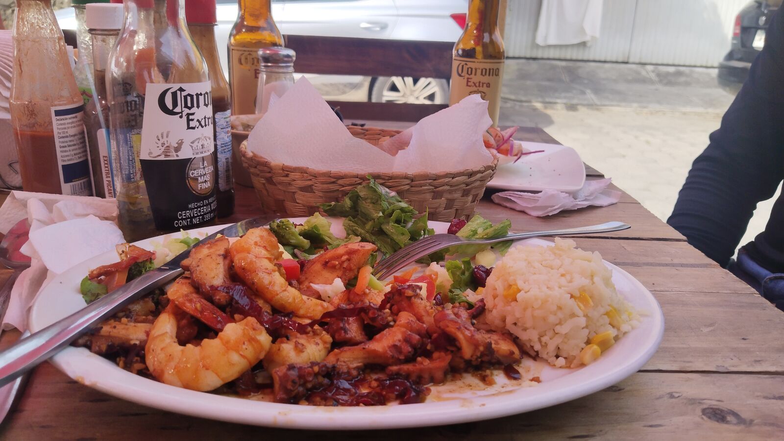 Mariscos el crucero image 3