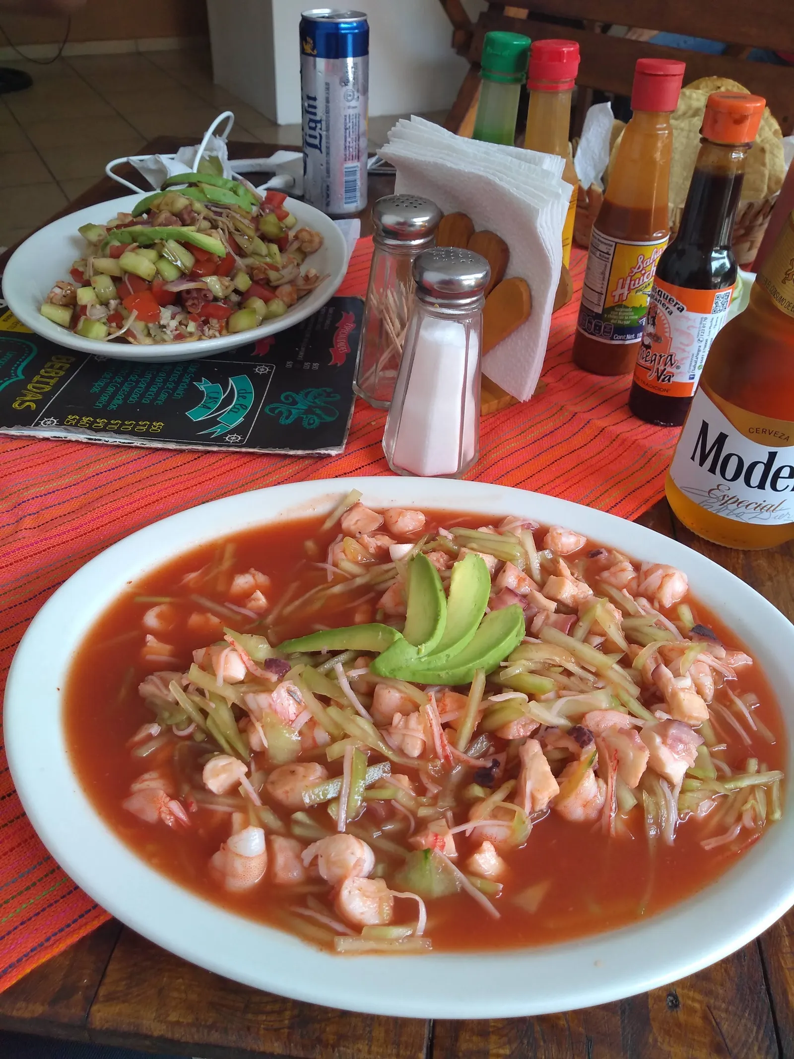 Mariscos el crucero image 4