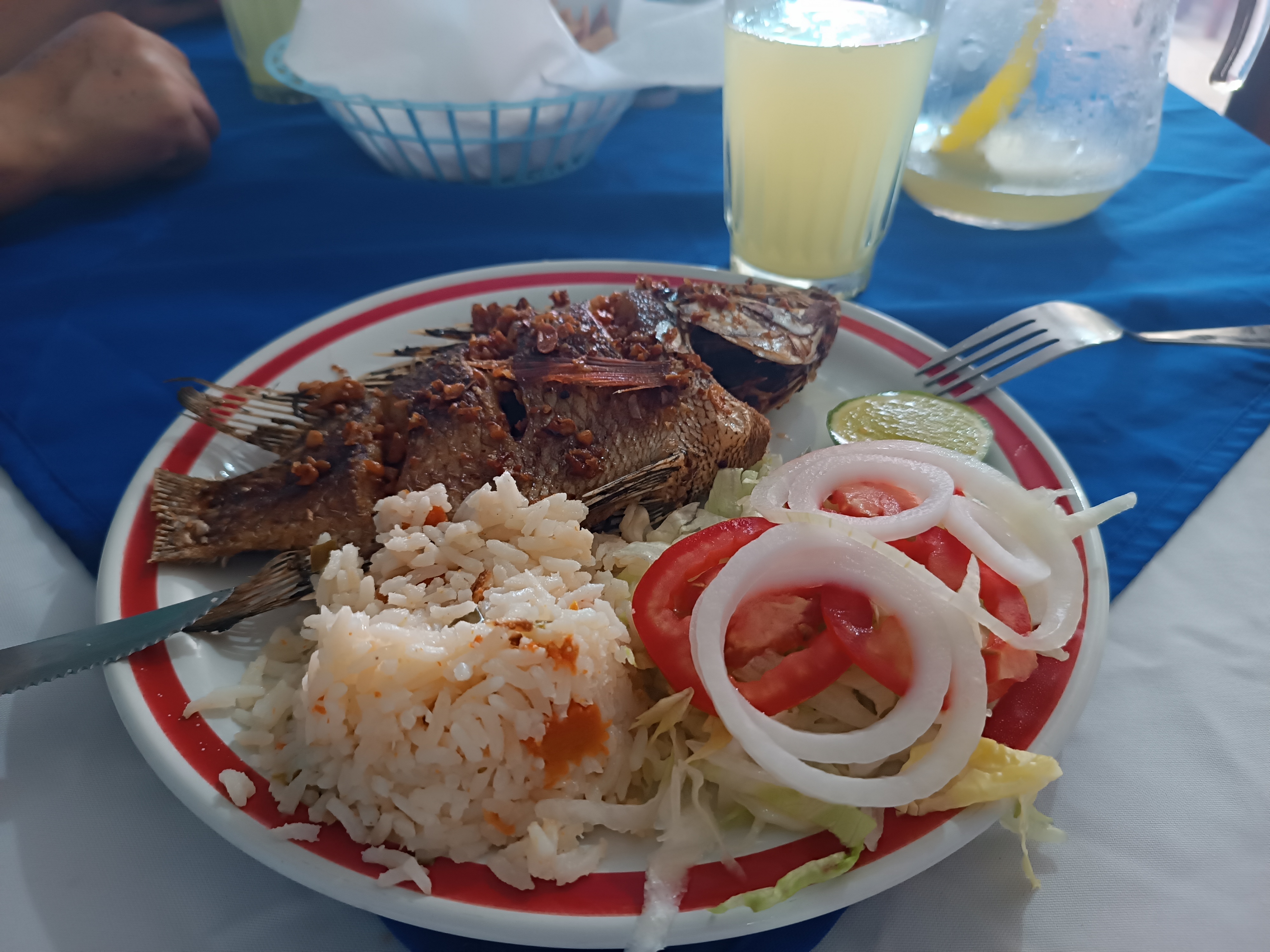 El Portoncito image 1