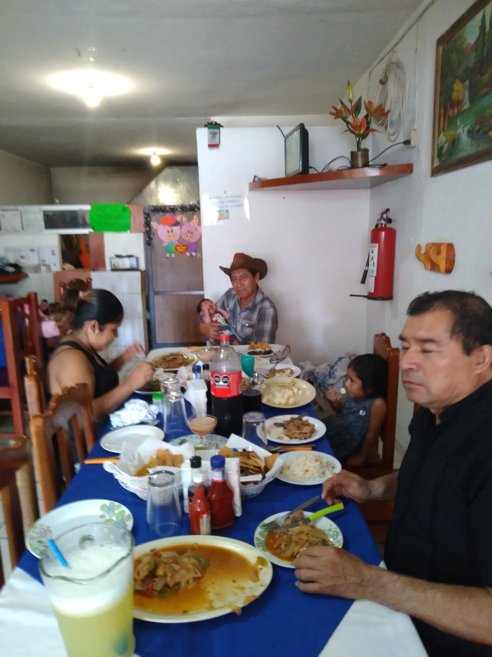 El Portoncito image 5