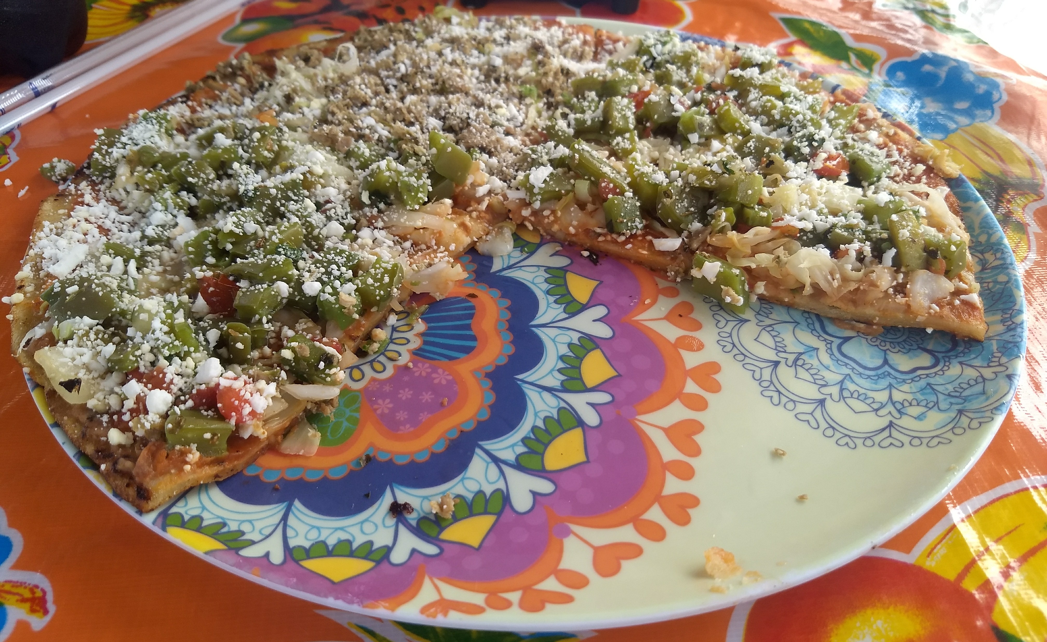 Sopes y Tacos: El Oasis image 1