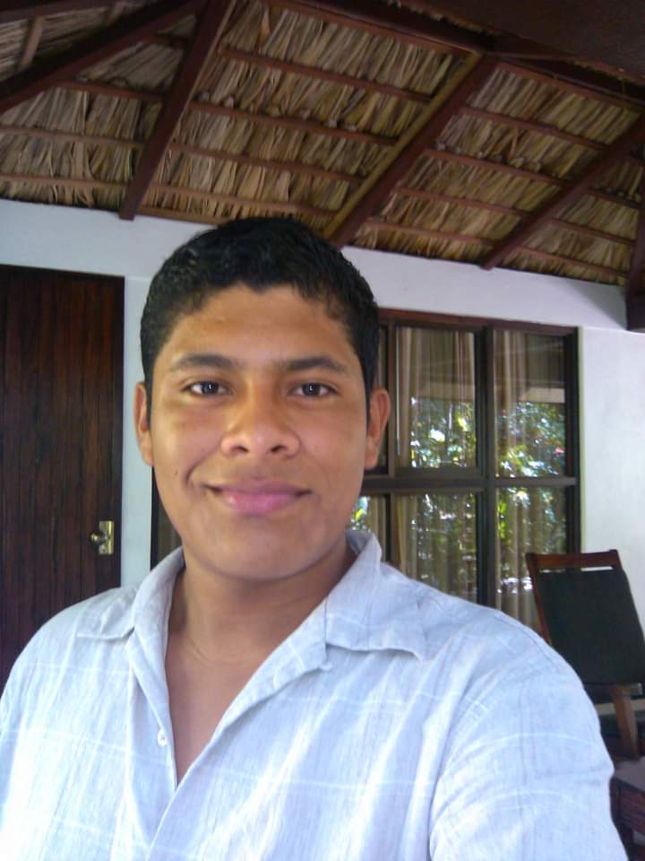 PIZZERÍA" MARABÚ".PROPIETARIO LIC. ALEJANDRO RAMOS MOSQUEDA. FRACCIONAMIENTO LOS CUYOS image 6