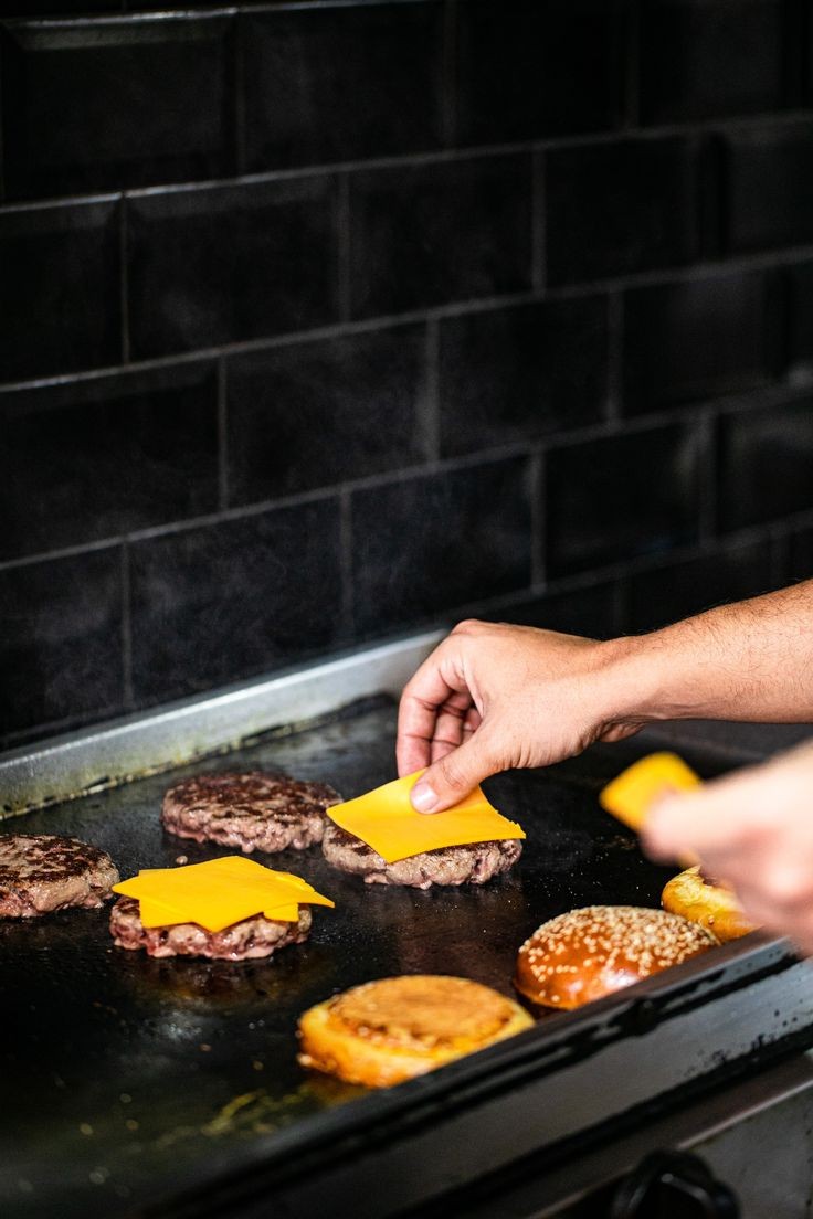 Mapaches Burger image 7