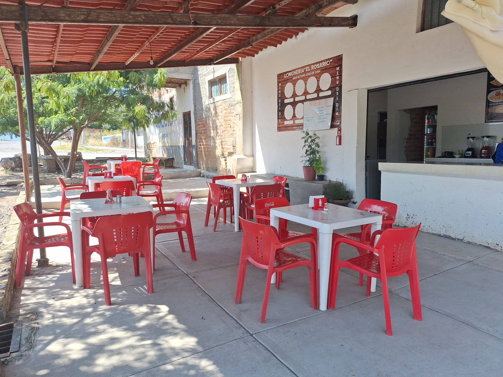 "Loncheria el Rosario" image 5