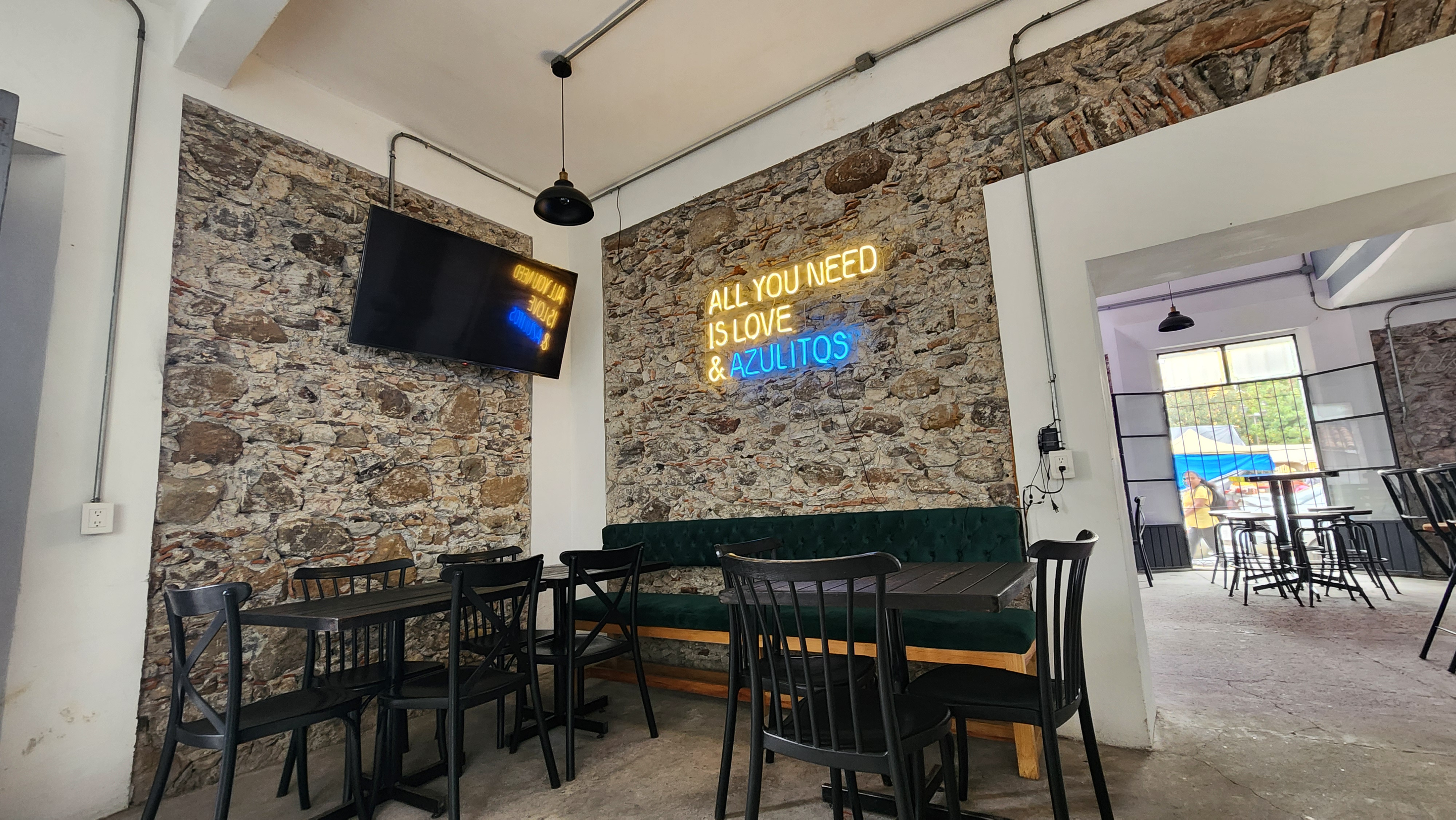 Danzante Resto&Bar image 1