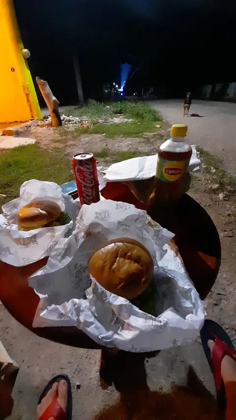 Polos Burger image 8