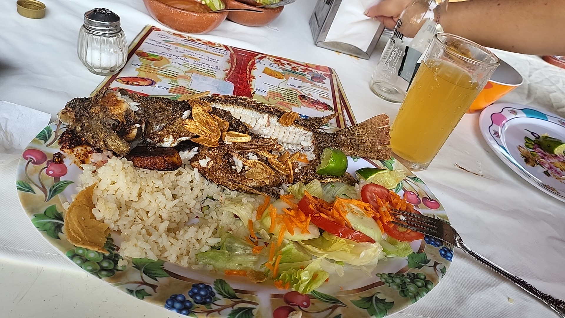 La Mojarra Feliz image 2