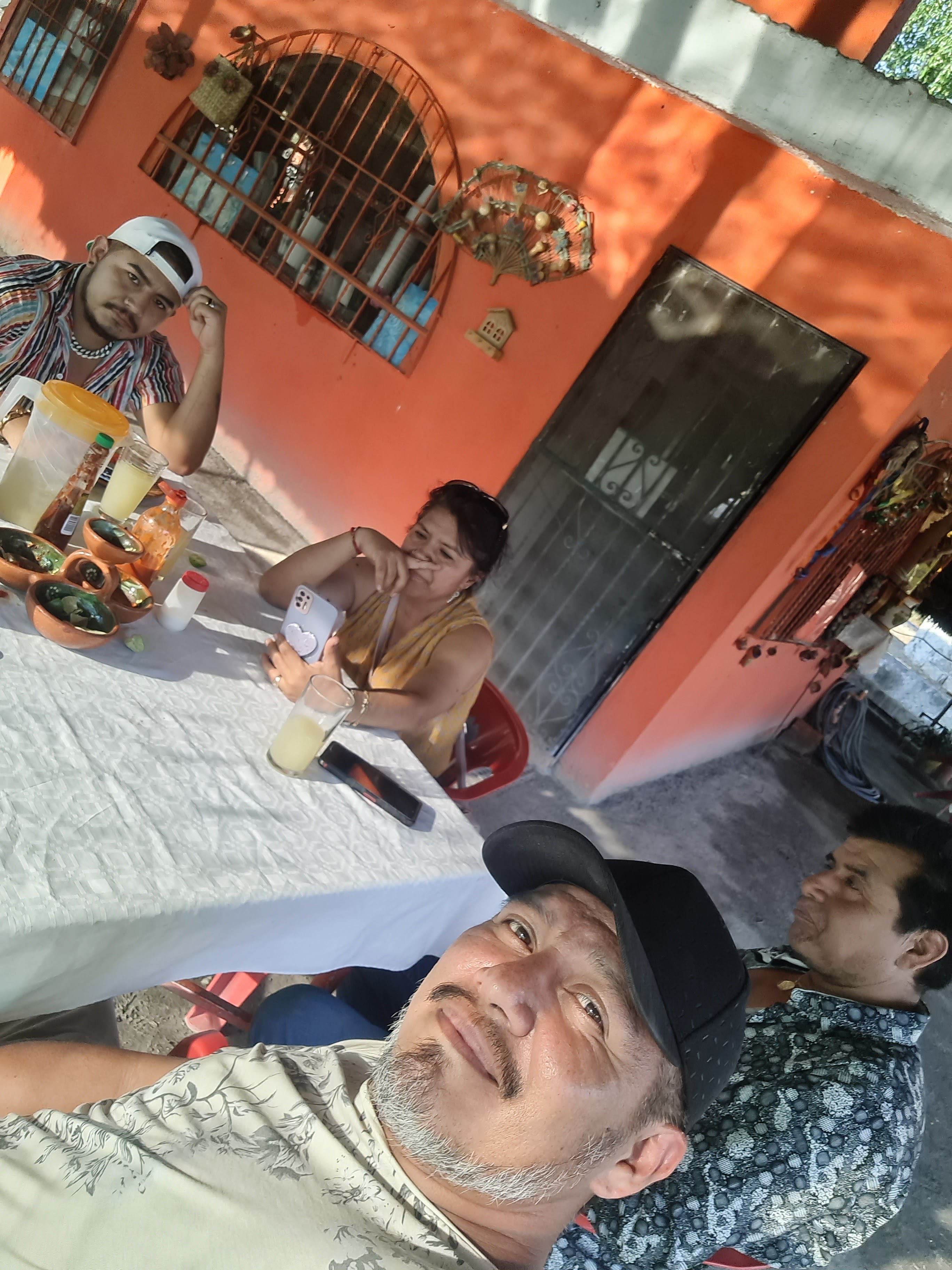 La Mojarra Feliz image 6