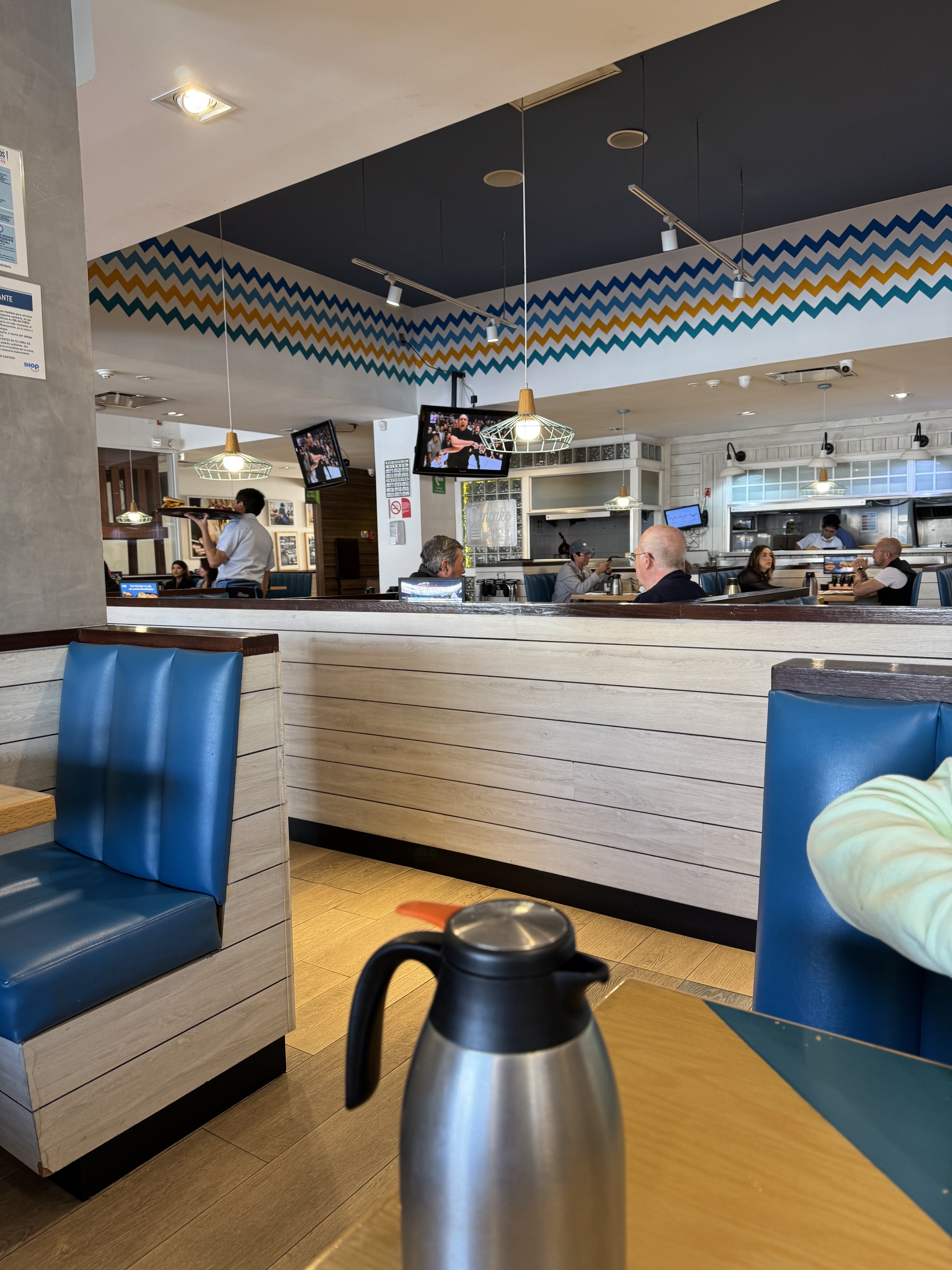 IHOP Juriquilla image 2