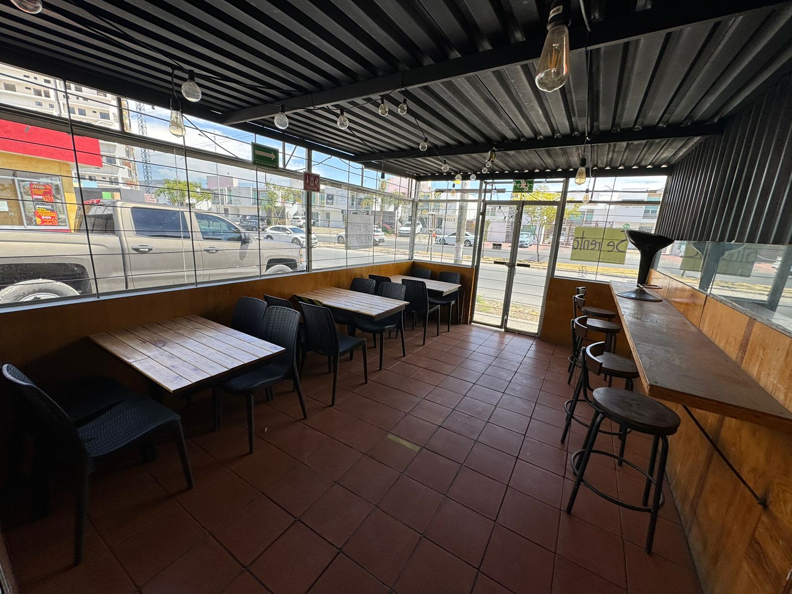 Luz y Sal Restaurant, Food & Drinks image 1