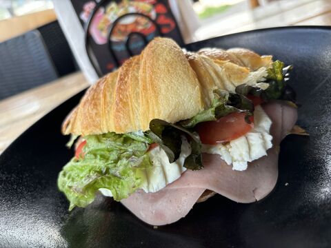 Luz y Sal Restaurant, Food & Drinks image 7