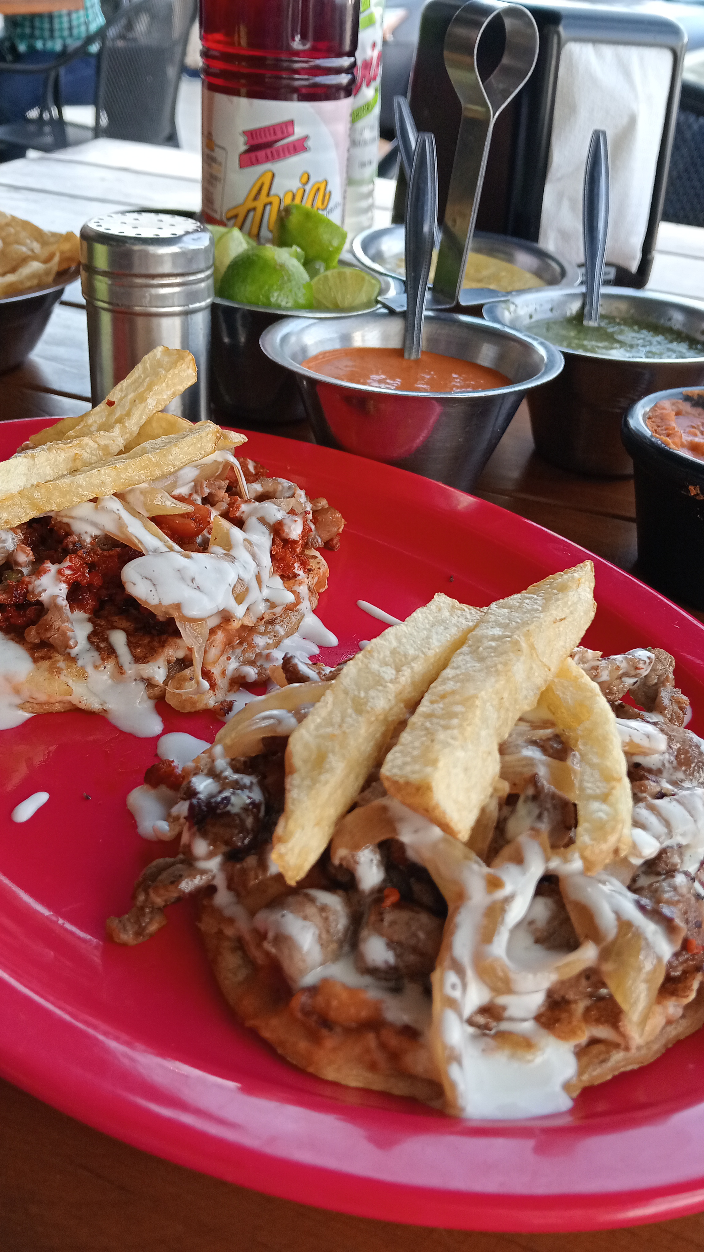 Los de Cecina Shopping Center 100% de Toluca en Juriquilla. image 3