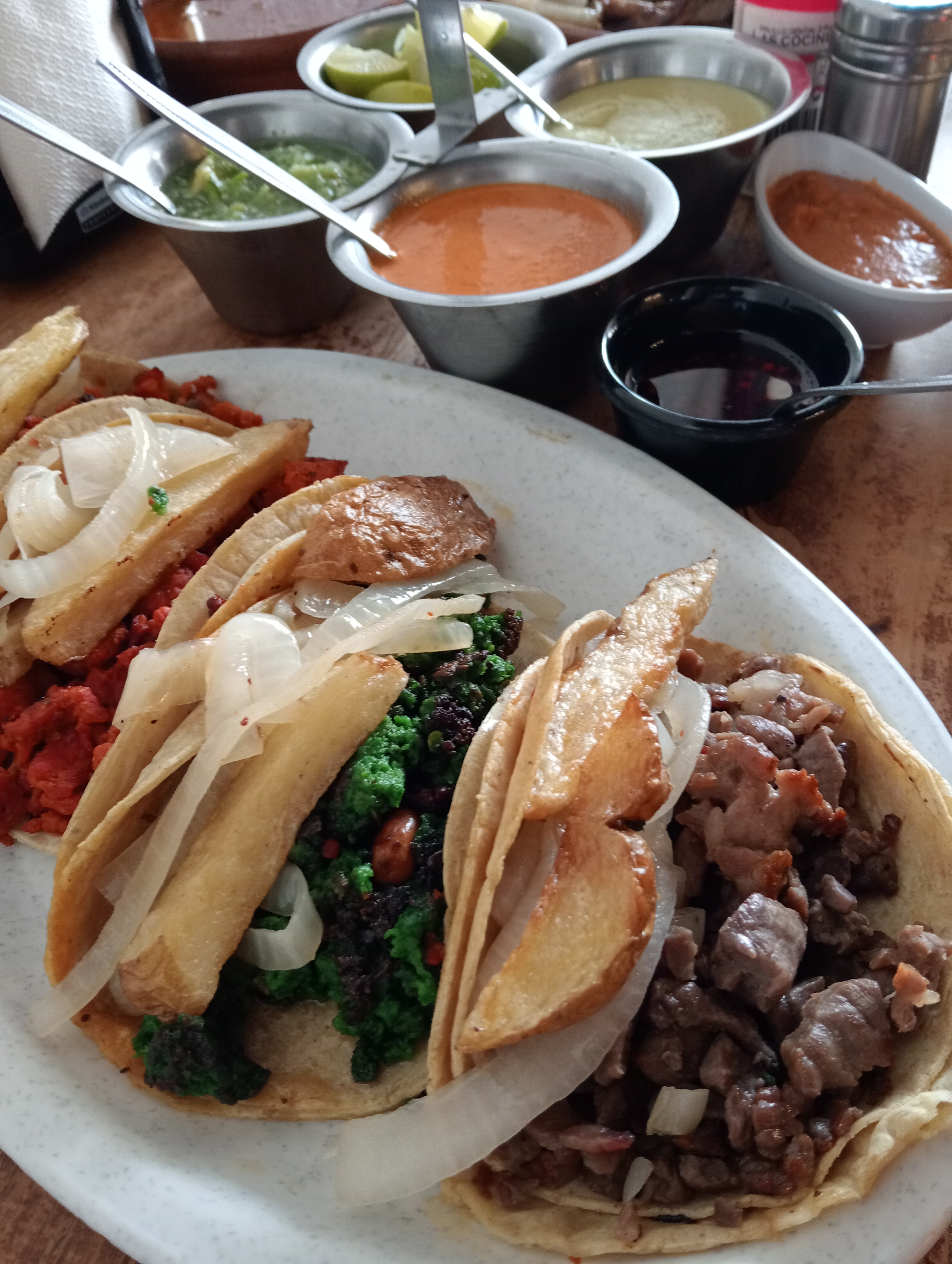 Los de Cecina Shopping Center 100% de Toluca en Juriquilla. image 7