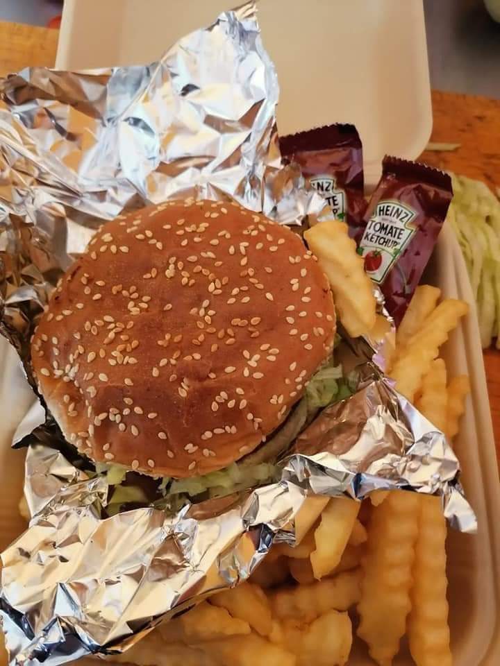 POLLOS ASADOS "EL PARIENTE" image 2