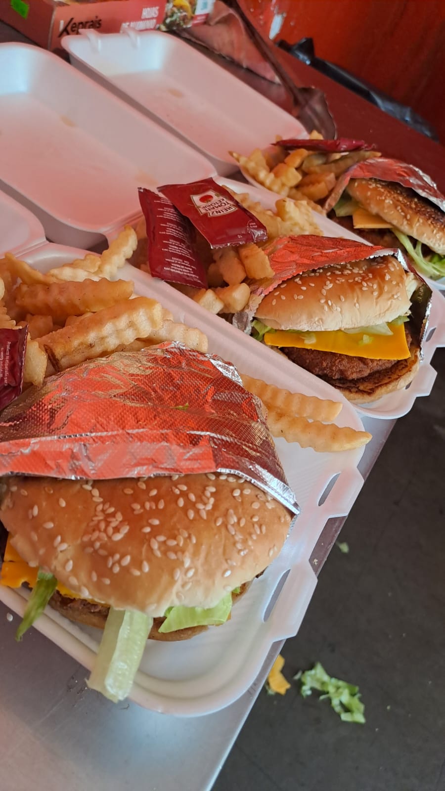 POLLOS ASADOS "EL PARIENTE" image 6