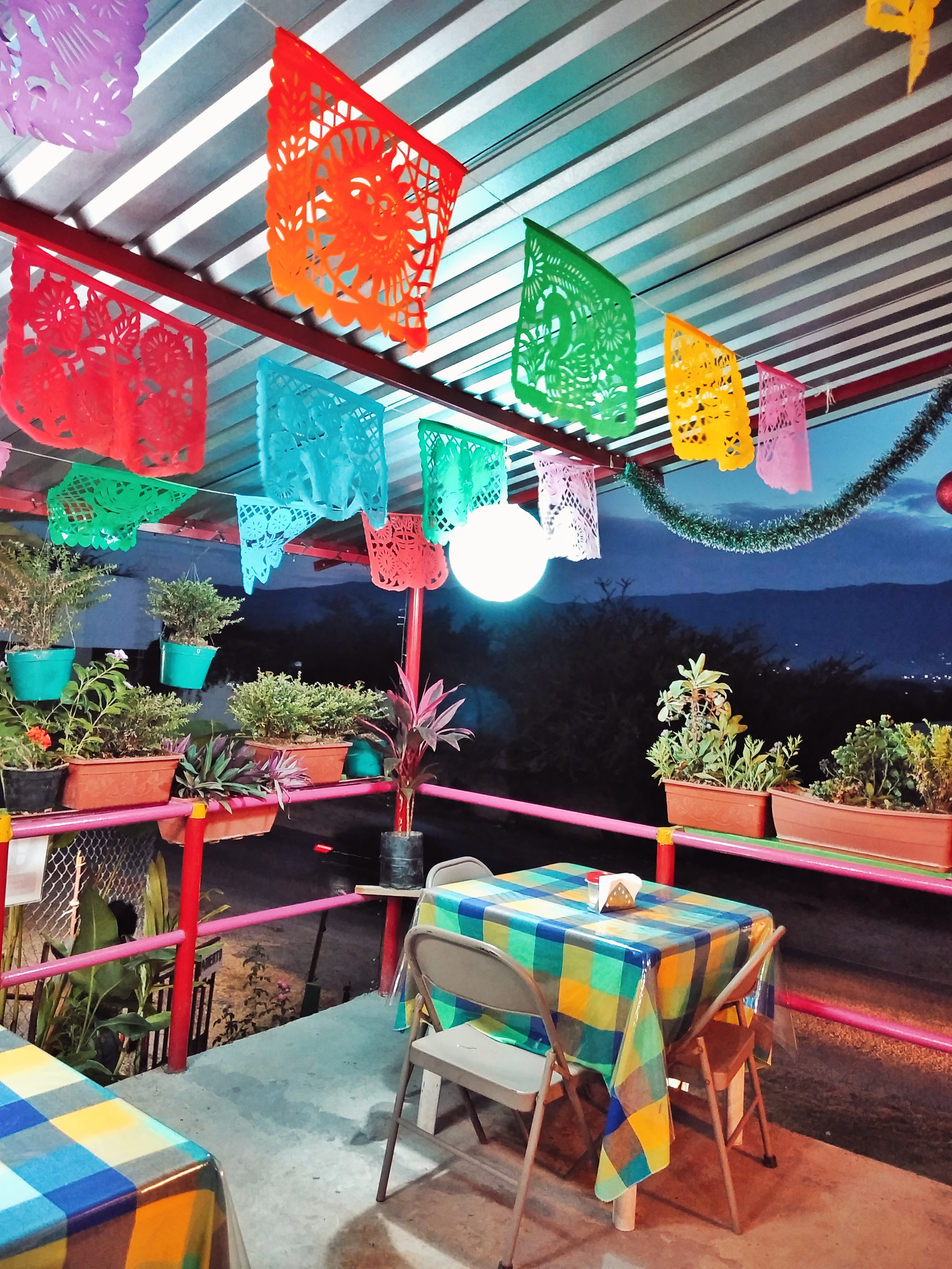 Fonda LAS ELENITAS image 1