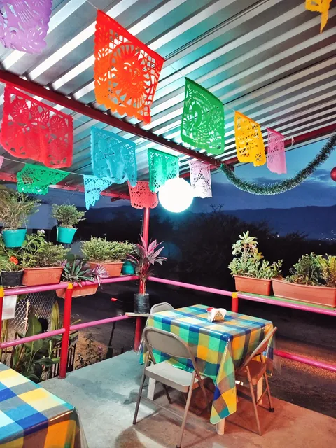 Fonda LAS ELENITAS image 1