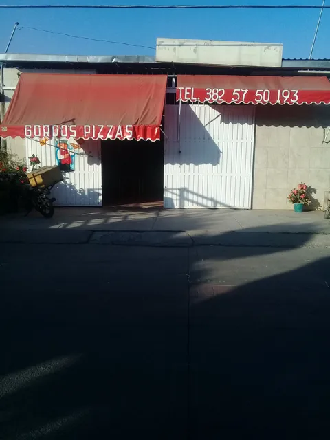 Gordo's Pizza image 2