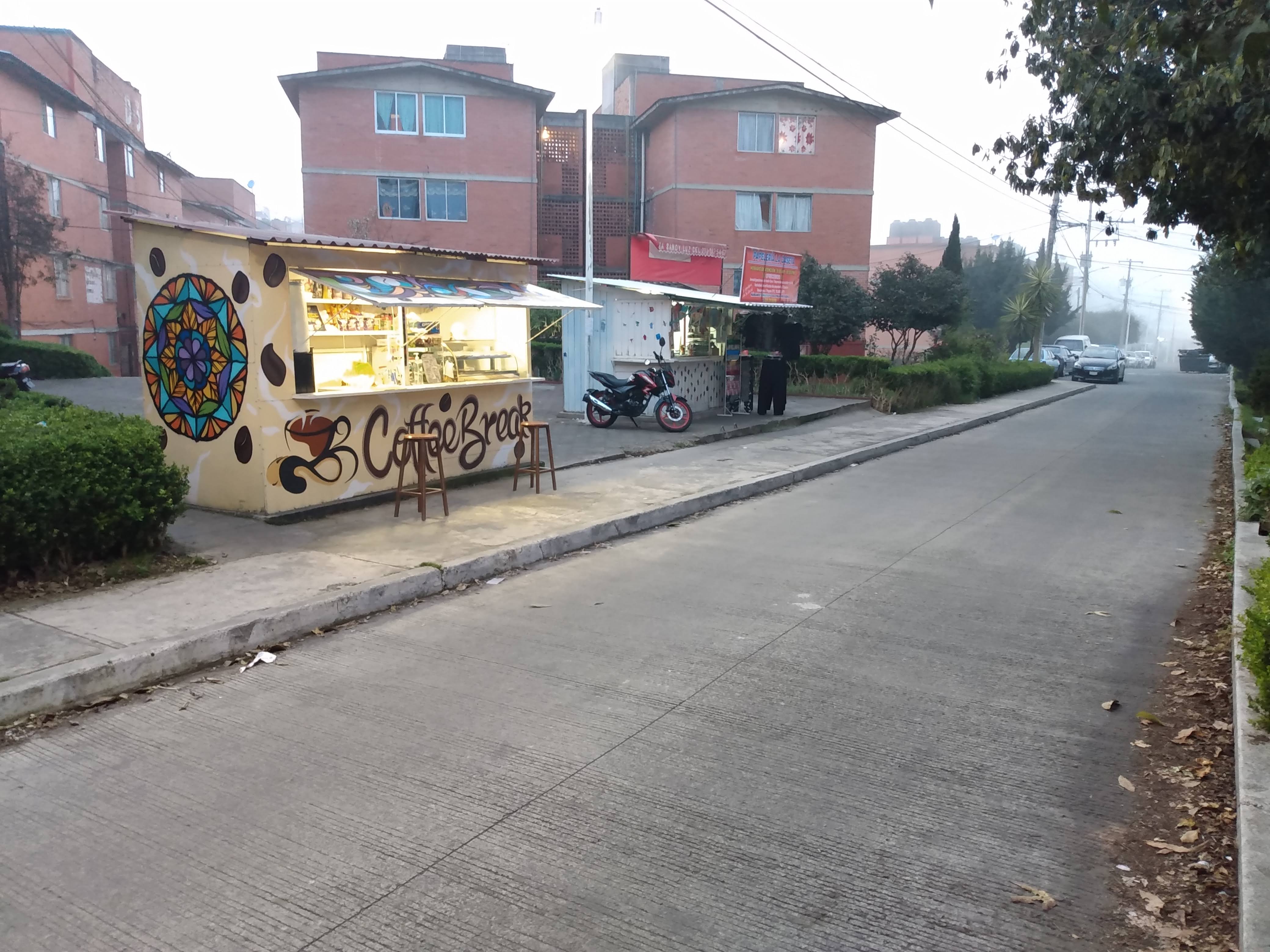 COFFEE BREAK JR & CANDY SHOP image 10