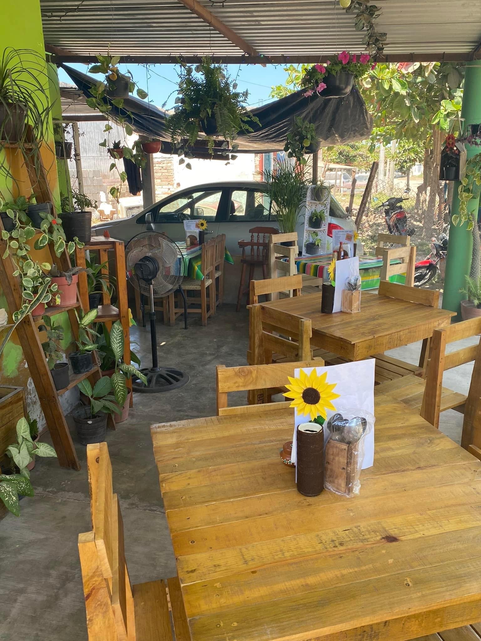 Pozoleria "Doña Tere" image 8