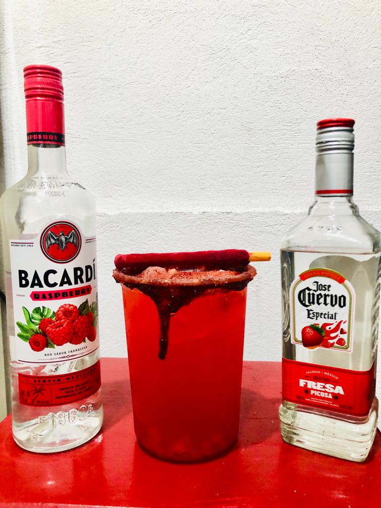 Benditos Drinks image 10