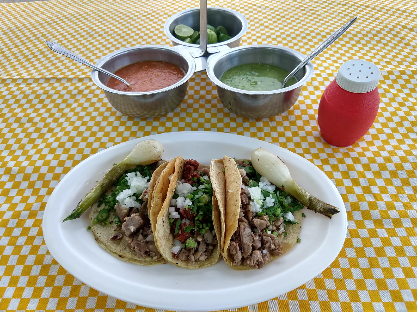 Taqueria "Las Lomas" image 2