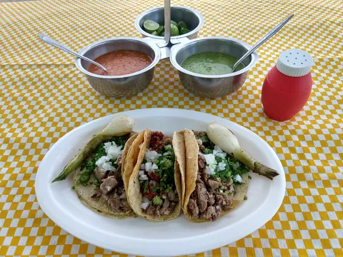 Taqueria "Las Lomas" image 2