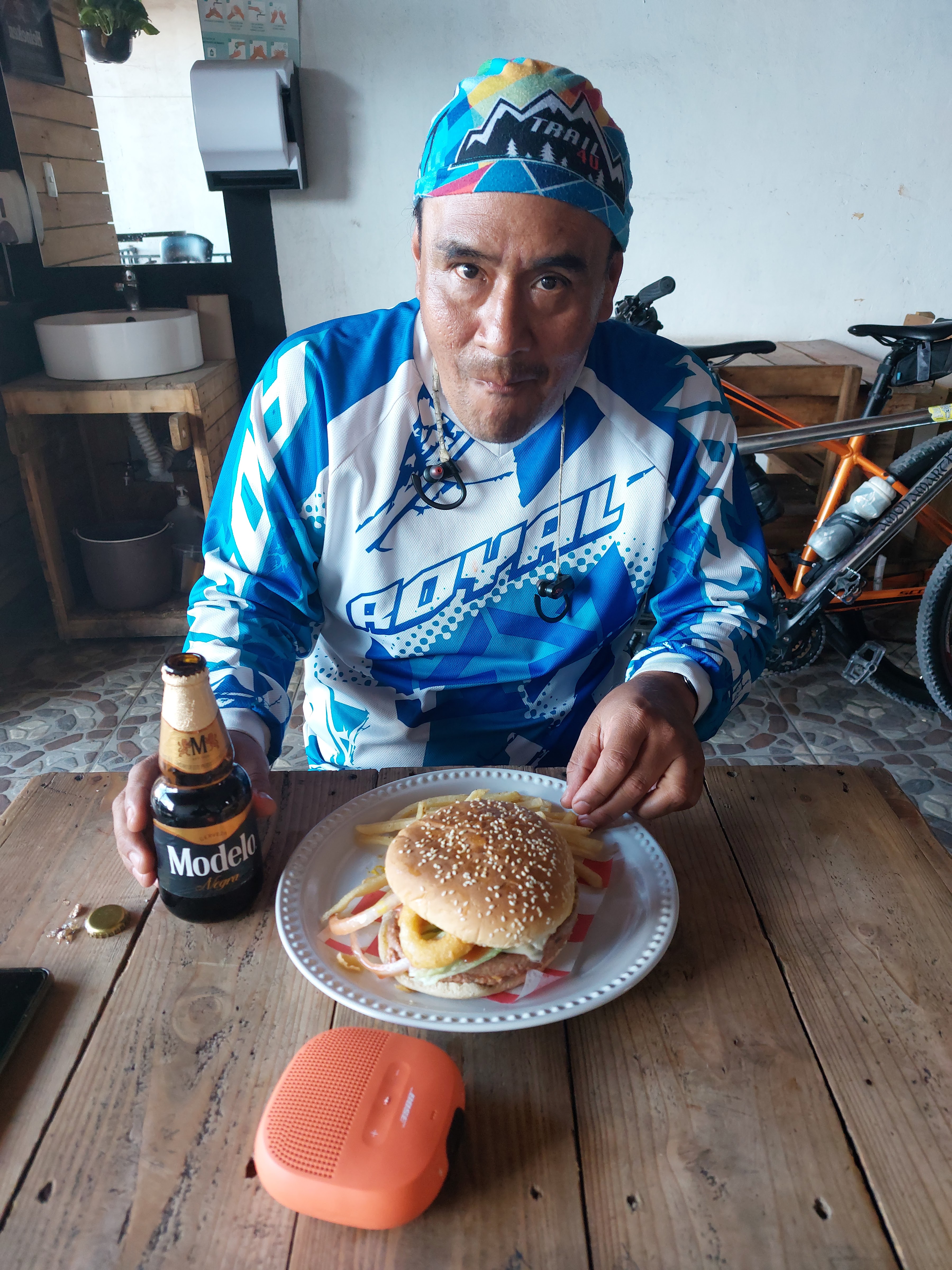 Restaurant Wings & Snaks El Centenario image 8