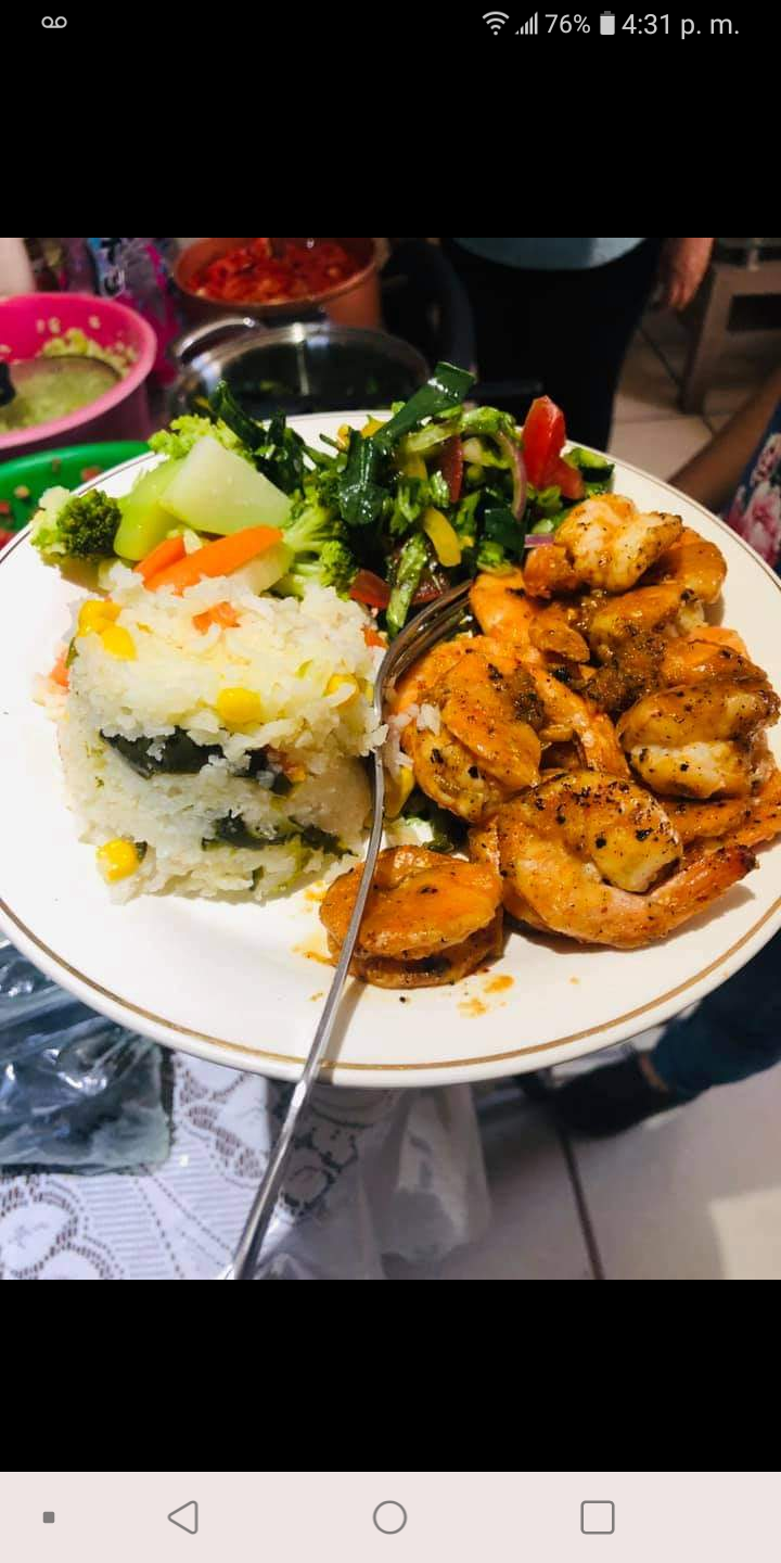 Mariscos "El Gallero" image 7