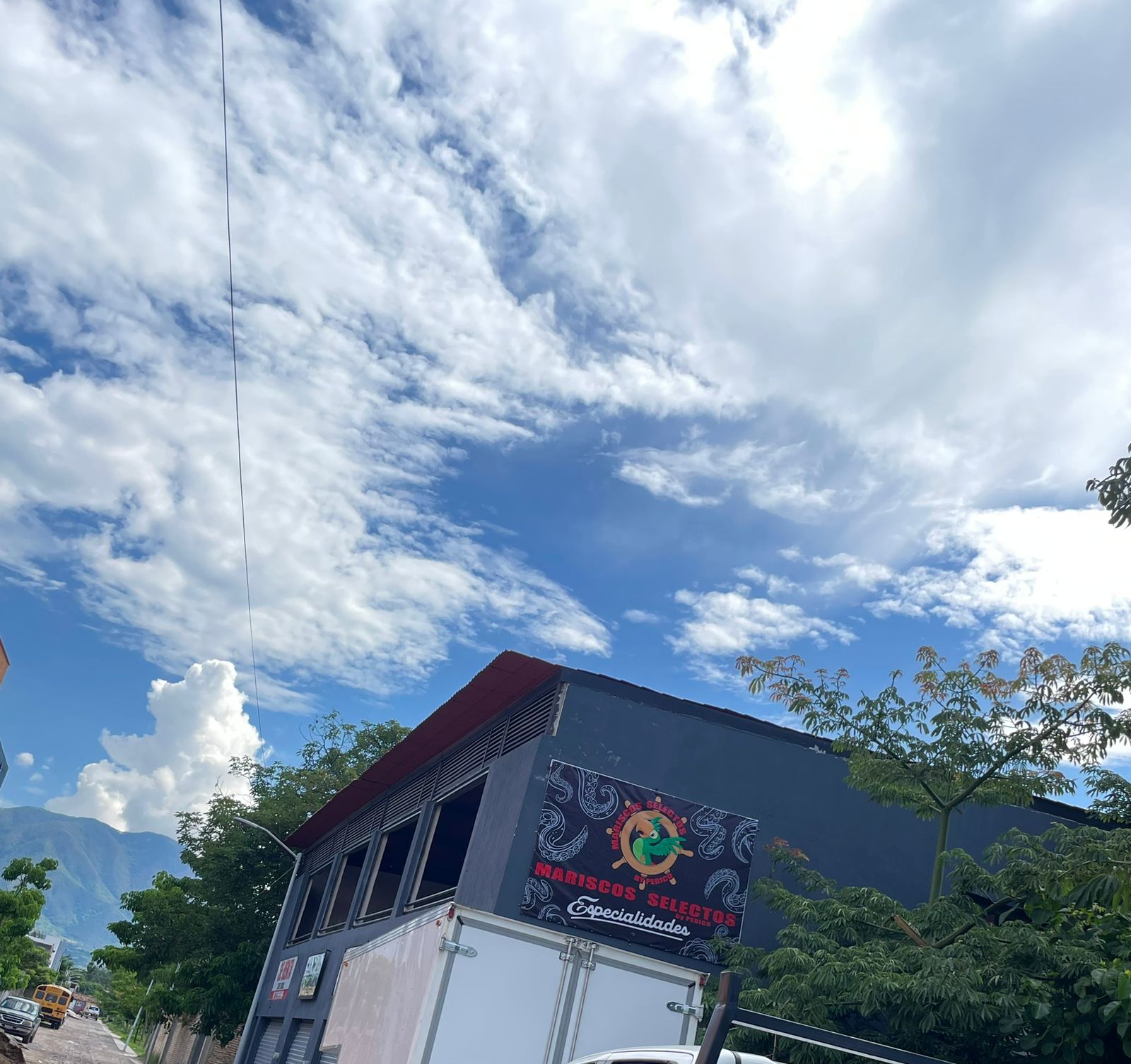 Mariscos selectos especialidades image 5