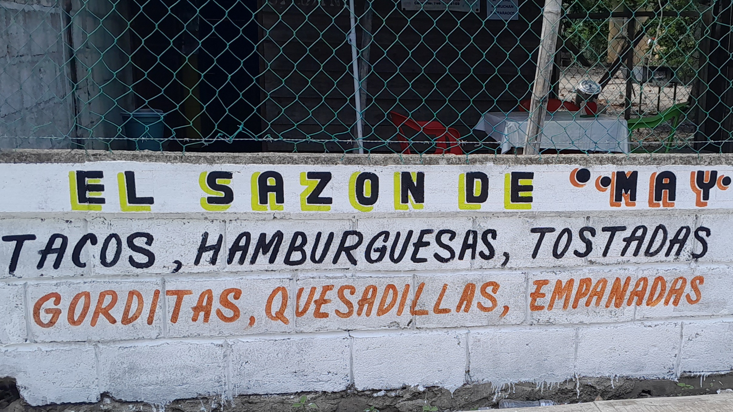 El Sazón de May image 7