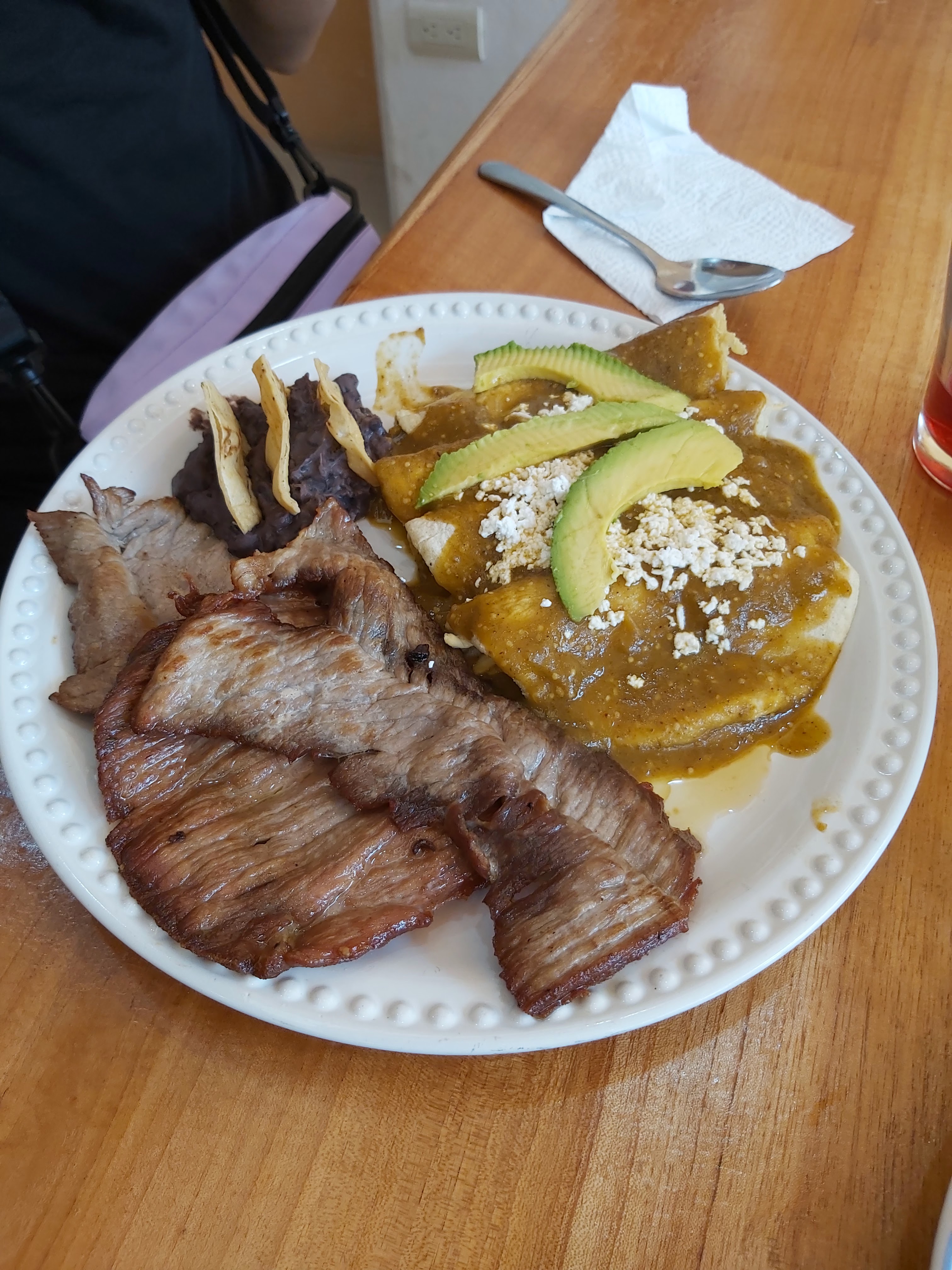 El COMPADRE RESTAURAN image 3