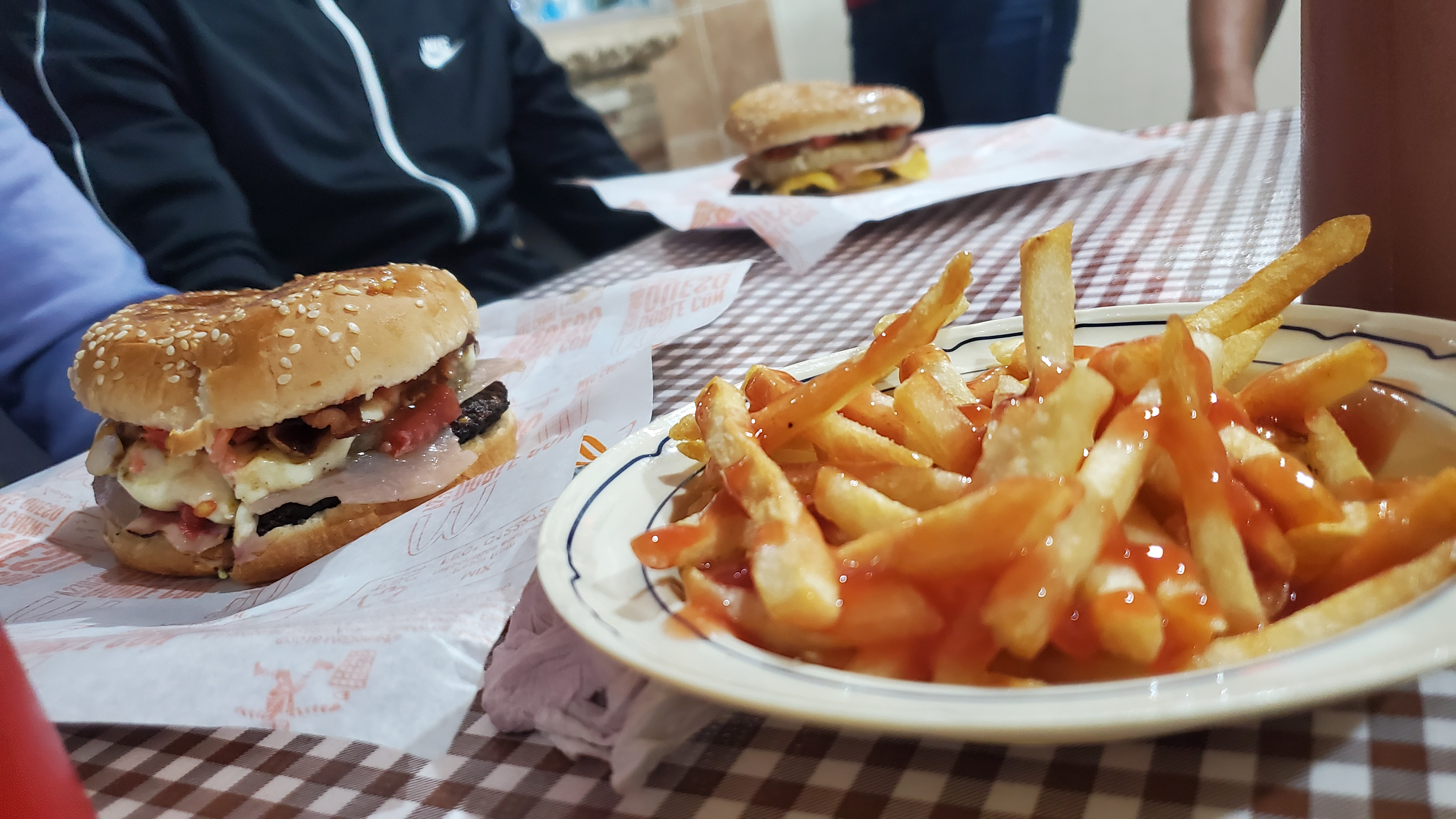 Hamburguesas Y HotDogs image 3