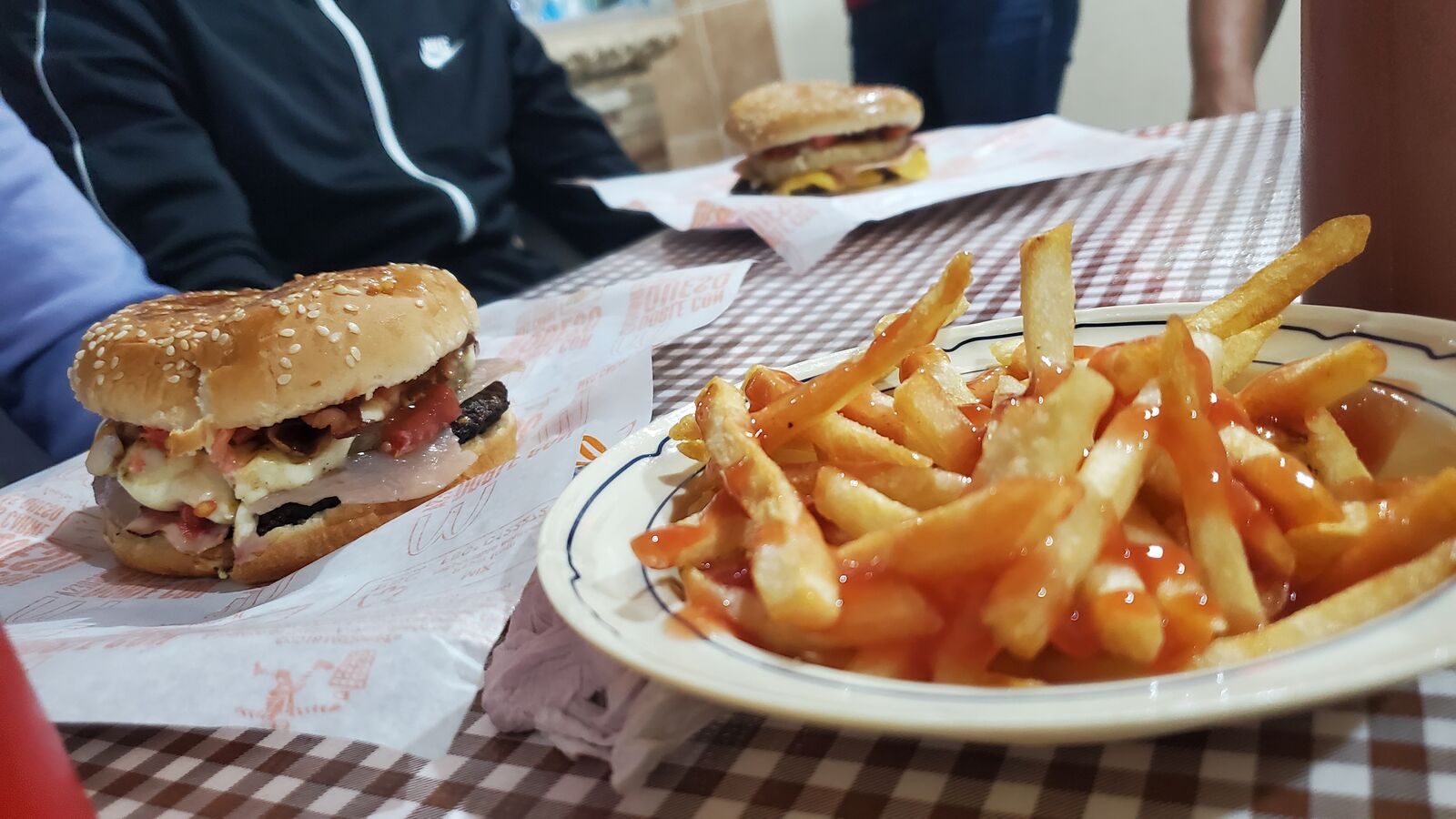 Hamburguesas Y HotDogs image 3