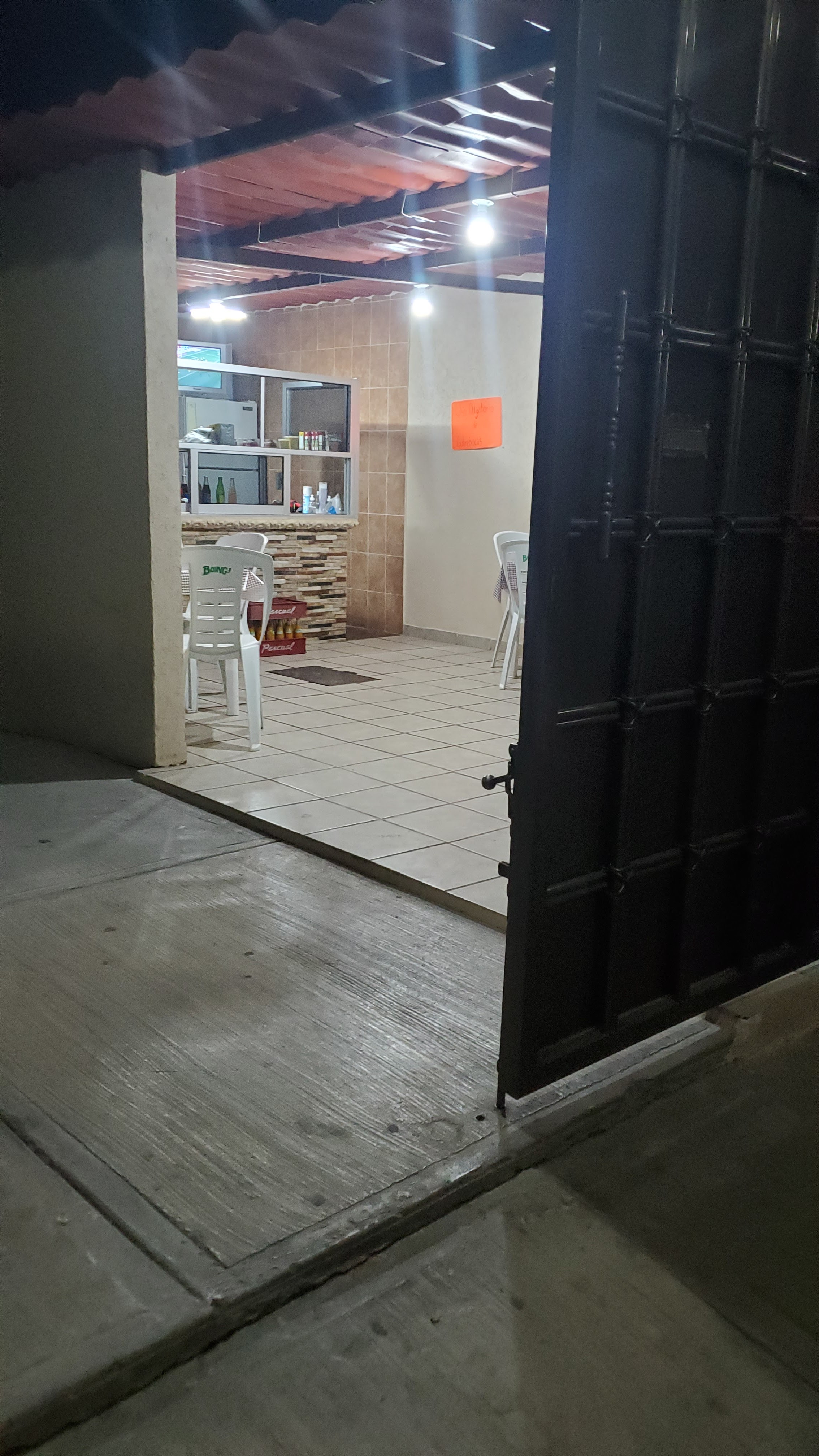 Hamburguesas Y HotDogs image 8