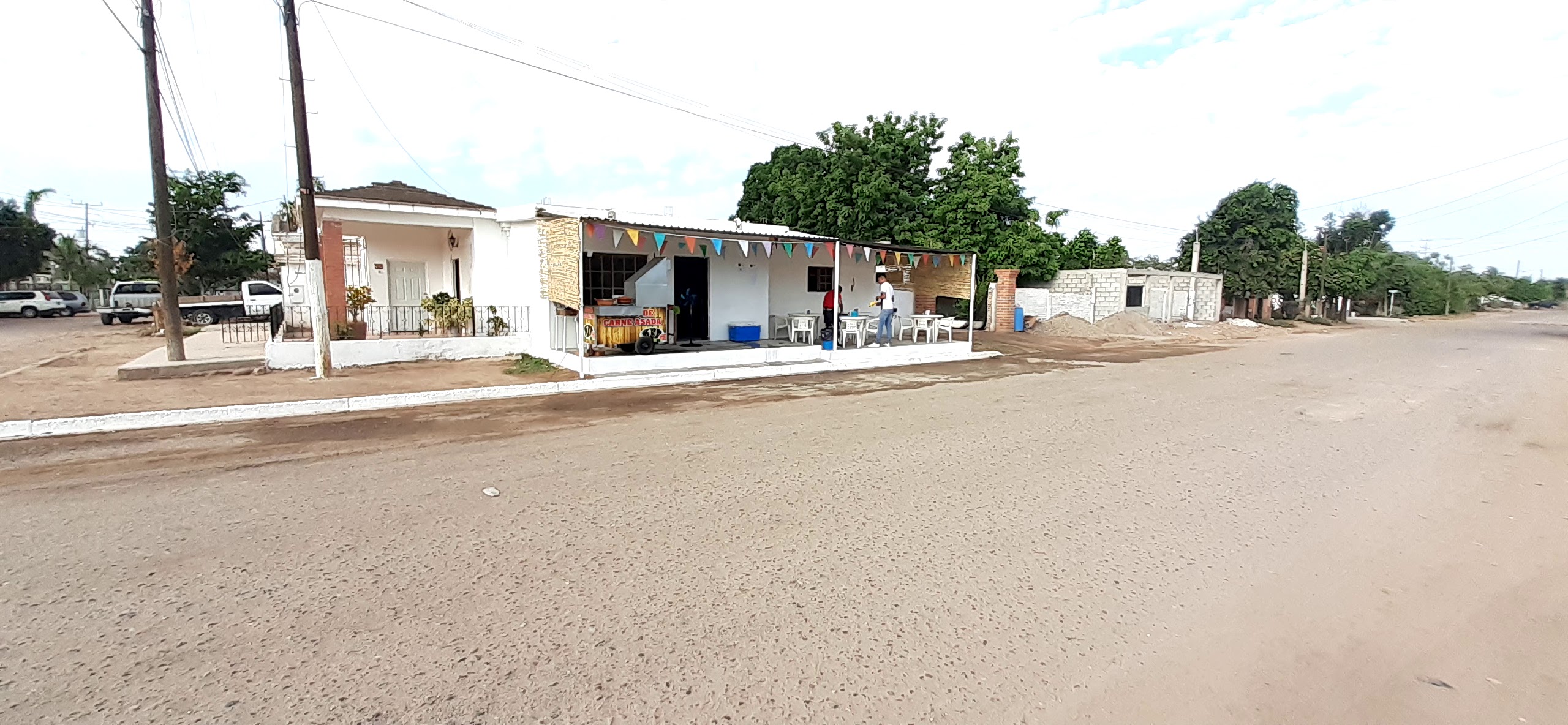 TAQUERIA " ZAZUETA" image 4