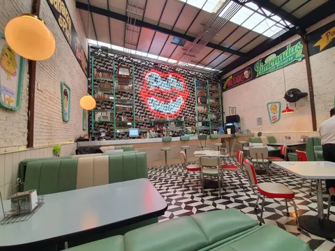 Fifis Restaurante image 8