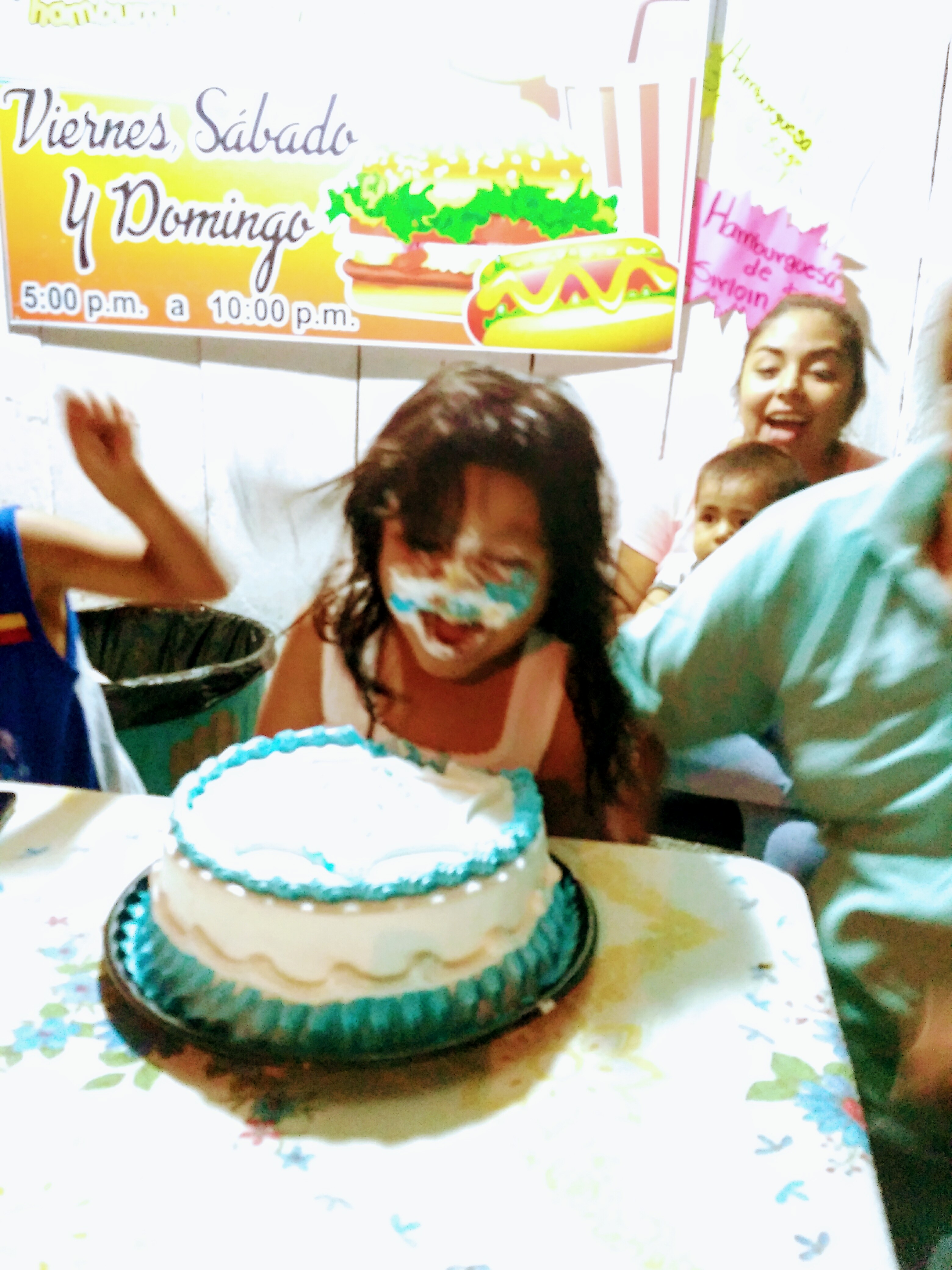 Many's Burger image 8