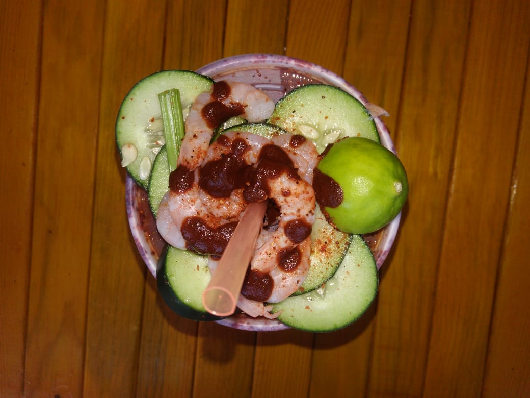 Bar micheladas "La oficina" image 4