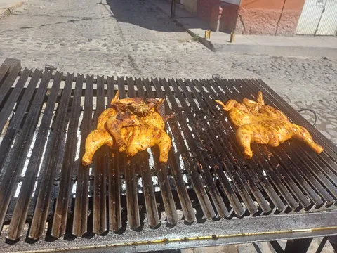 Pollos Asados "El gabacho" image 2