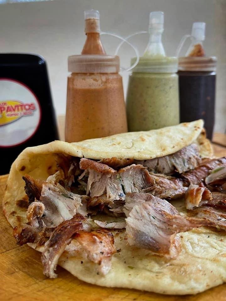 Tortas y Tacos Los Pavitos image 1